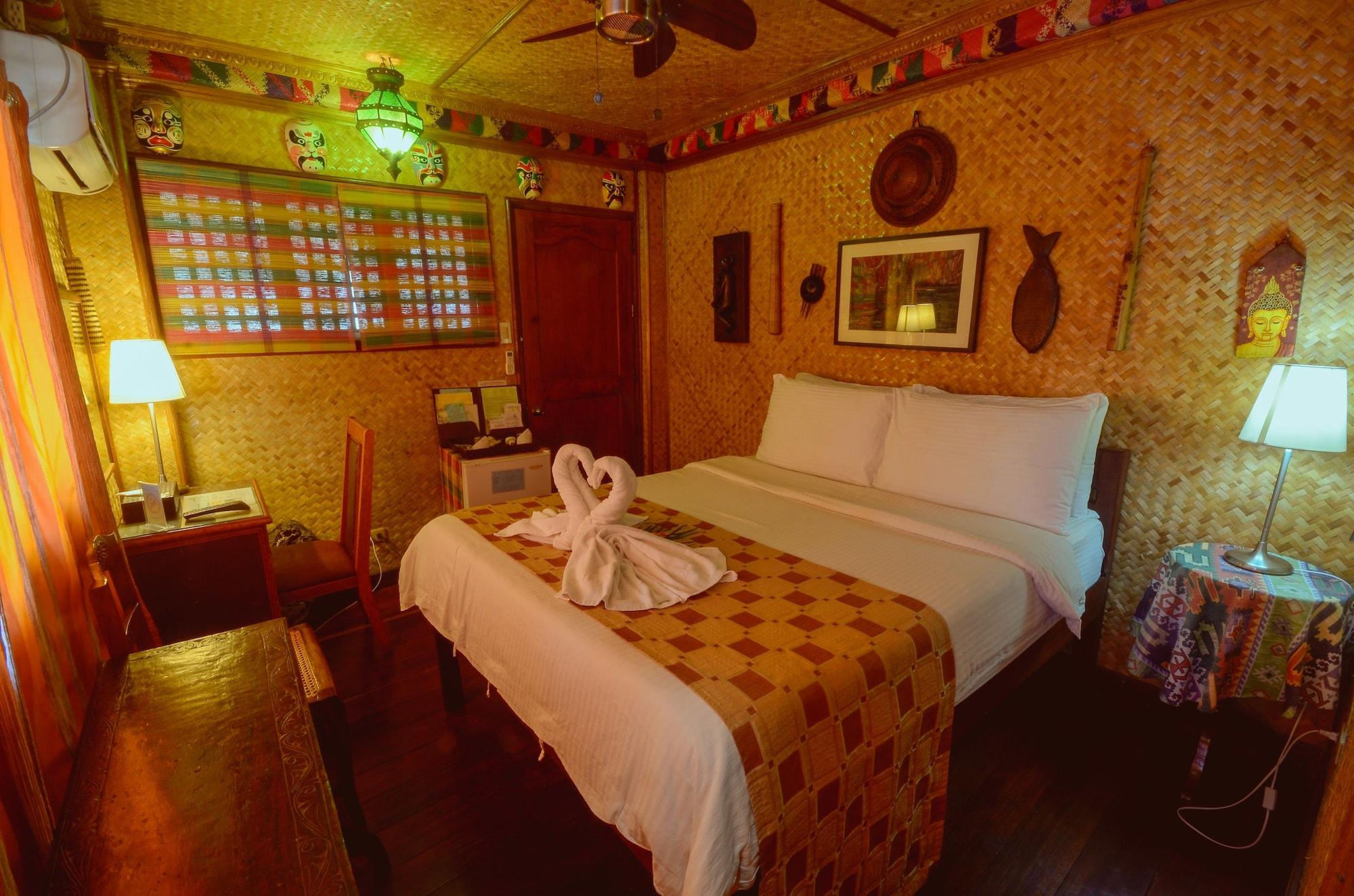 Puerto Pension Inn Puerto Princesa Buitenkant foto